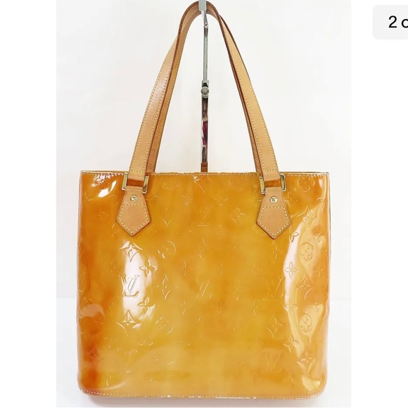 Retails $1600 - Authentic Louis Vuitton Houston Beige Vernis Tote Bag - Picture 2 of 14